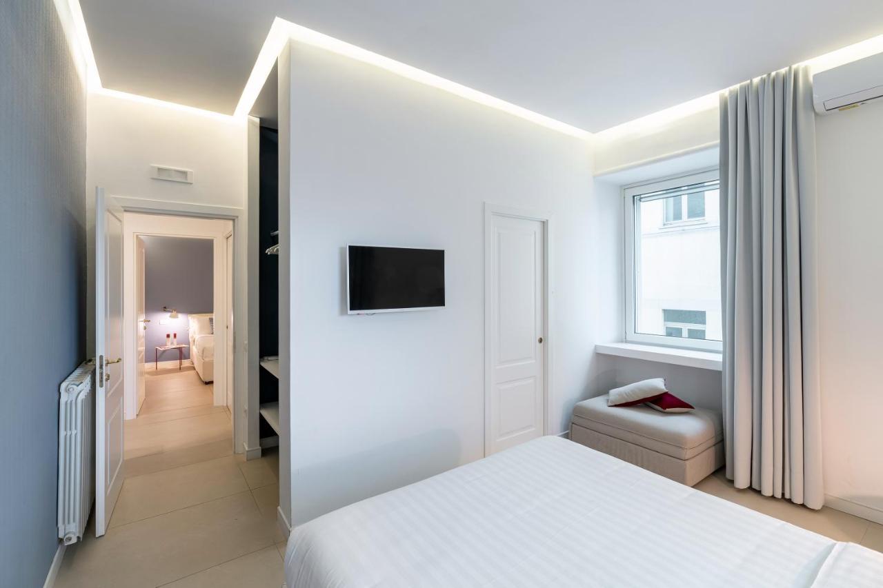 Starhost - Petit B&B Salerno Buitenkant foto