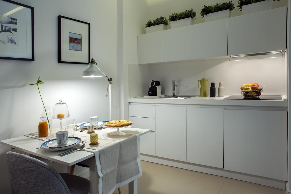 Starhost - Petit B&B Salerno Buitenkant foto