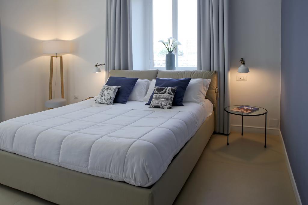Starhost - Petit B&B Salerno Buitenkant foto
