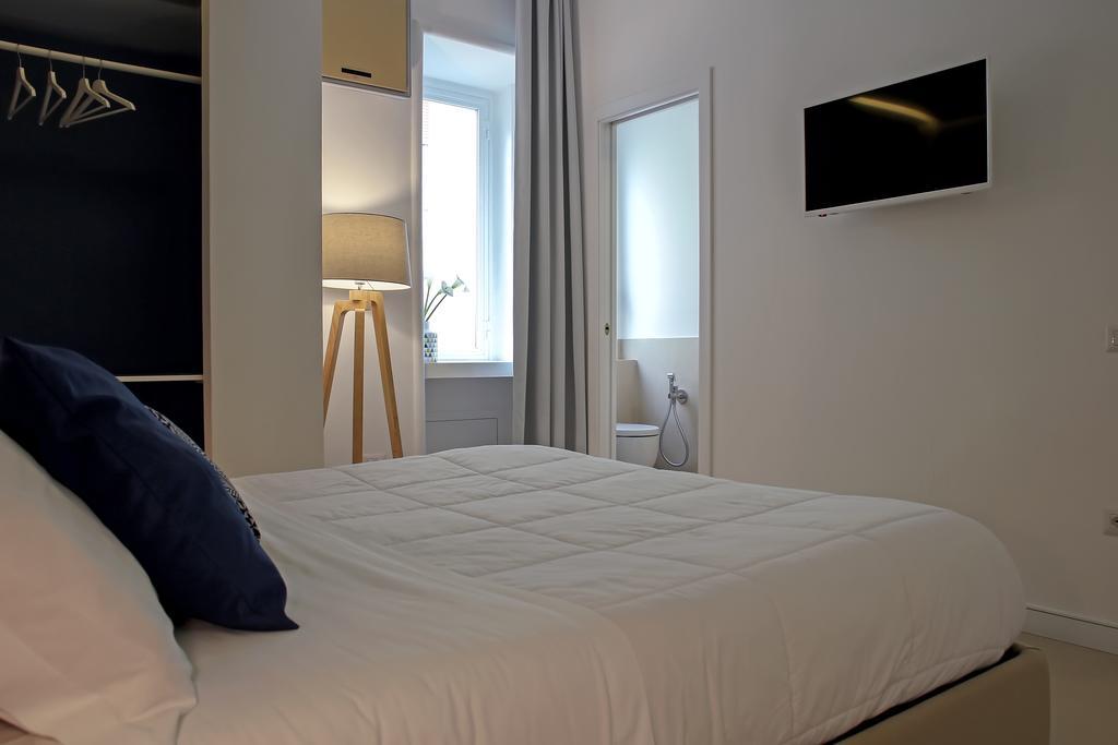 Starhost - Petit B&B Salerno Buitenkant foto